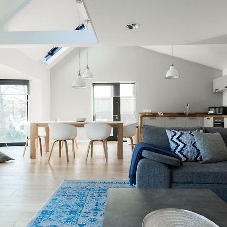 The Cliffside Loft - Distinctly Modern 3 Bdr Riverside Home Bath Exteriör bild