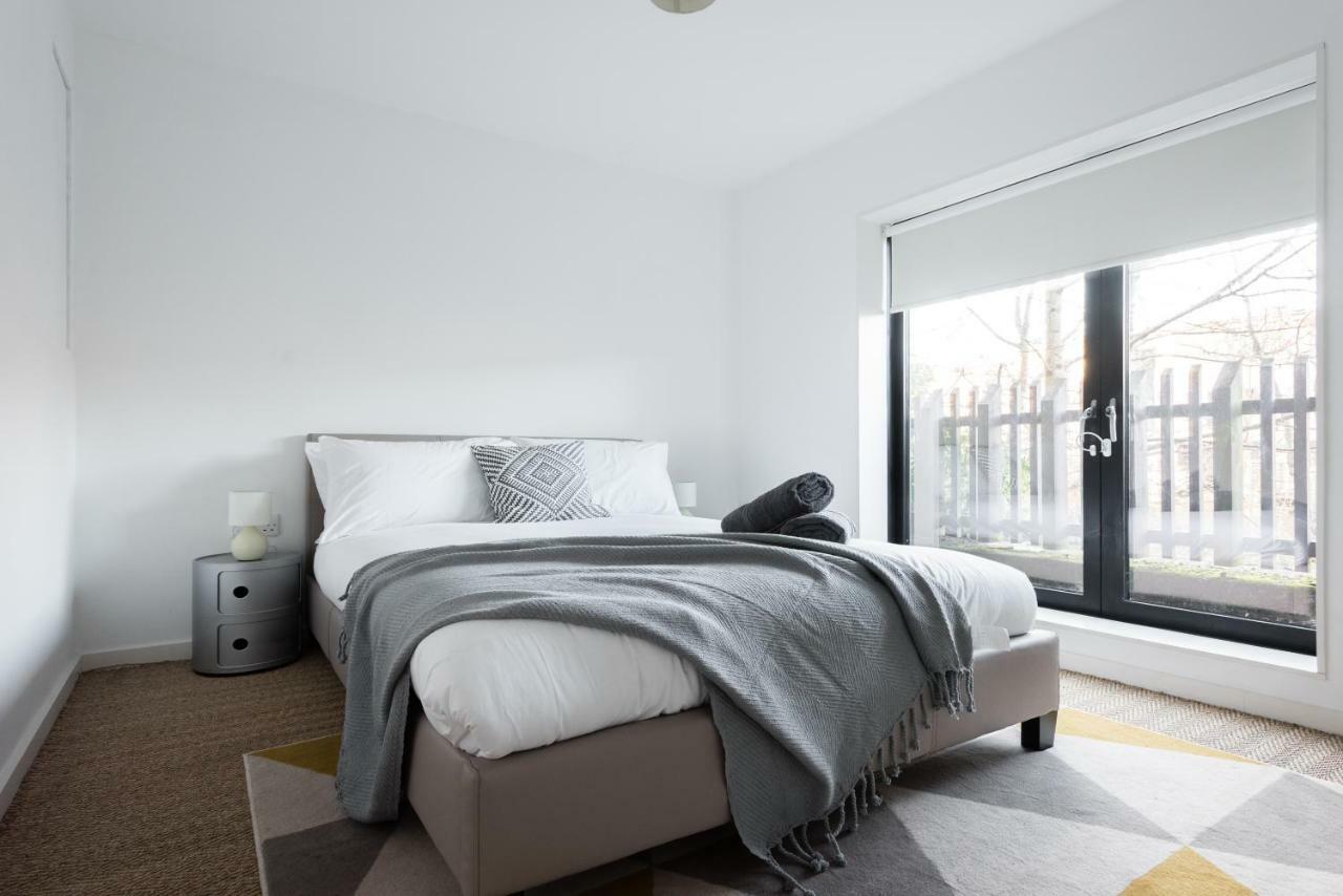 The Cliffside Loft - Distinctly Modern 3 Bdr Riverside Home Bath Exteriör bild