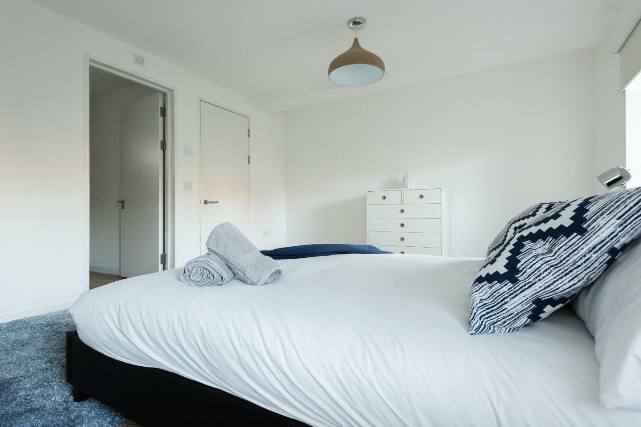 The Cliffside Loft - Distinctly Modern 3 Bdr Riverside Home Bath Exteriör bild