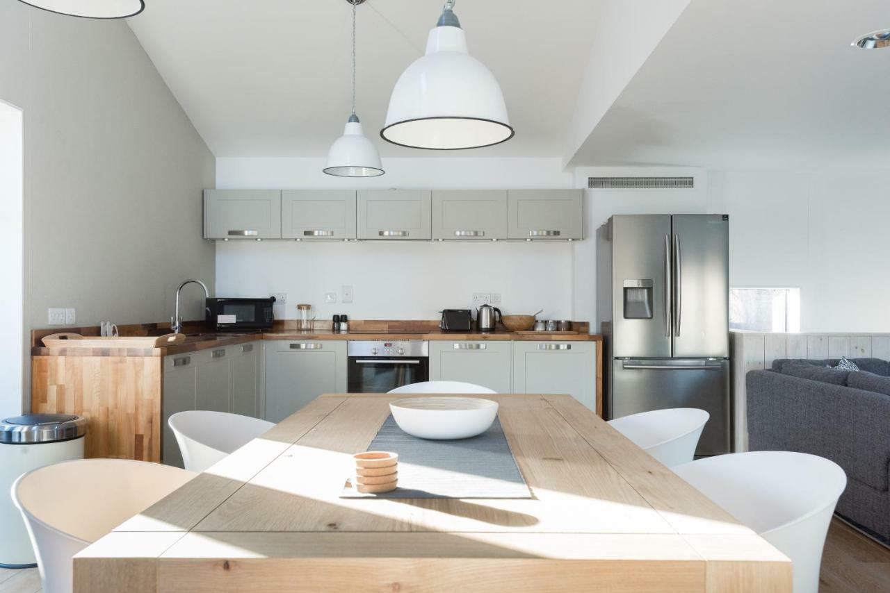The Cliffside Loft - Distinctly Modern 3 Bdr Riverside Home Bath Exteriör bild